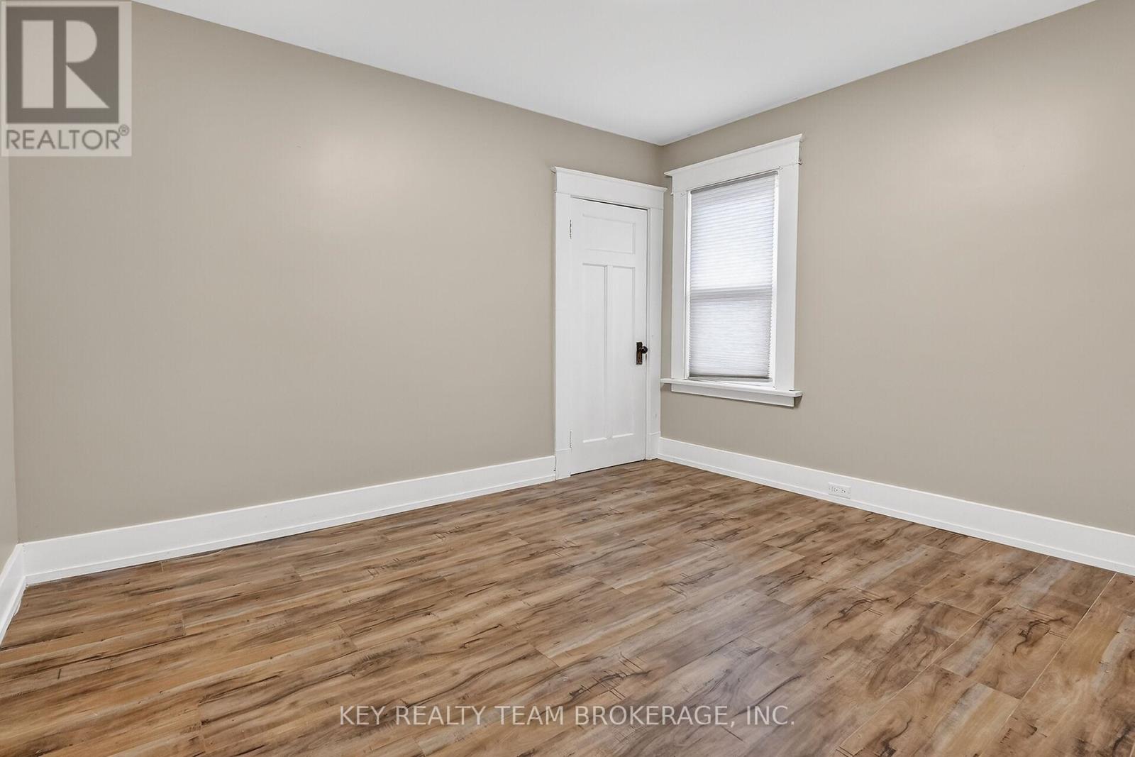 5169 BRIDGE STREET - 35