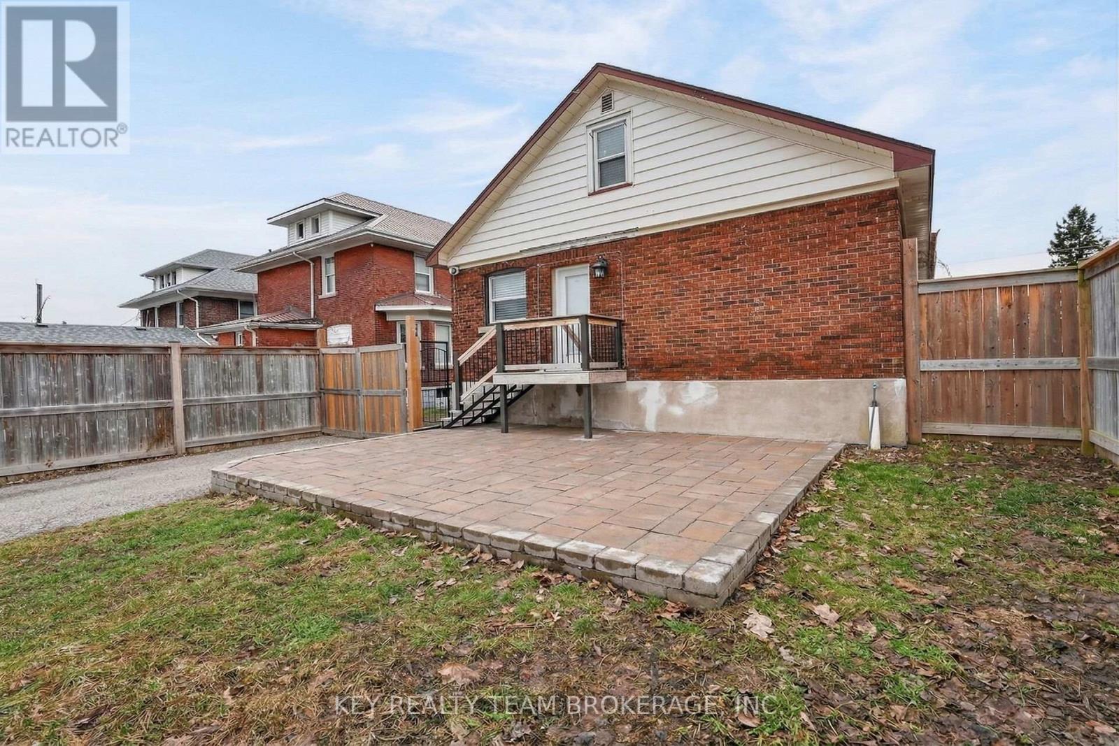 5169 BRIDGE STREET - 39