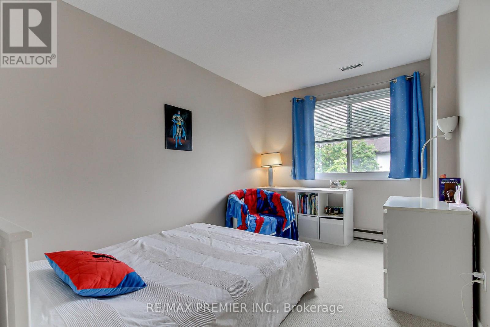 Property thumbnail 9