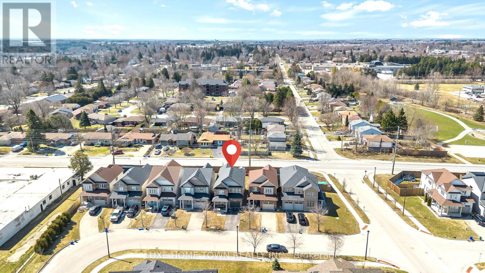 19 FINDLAY WAY - 45