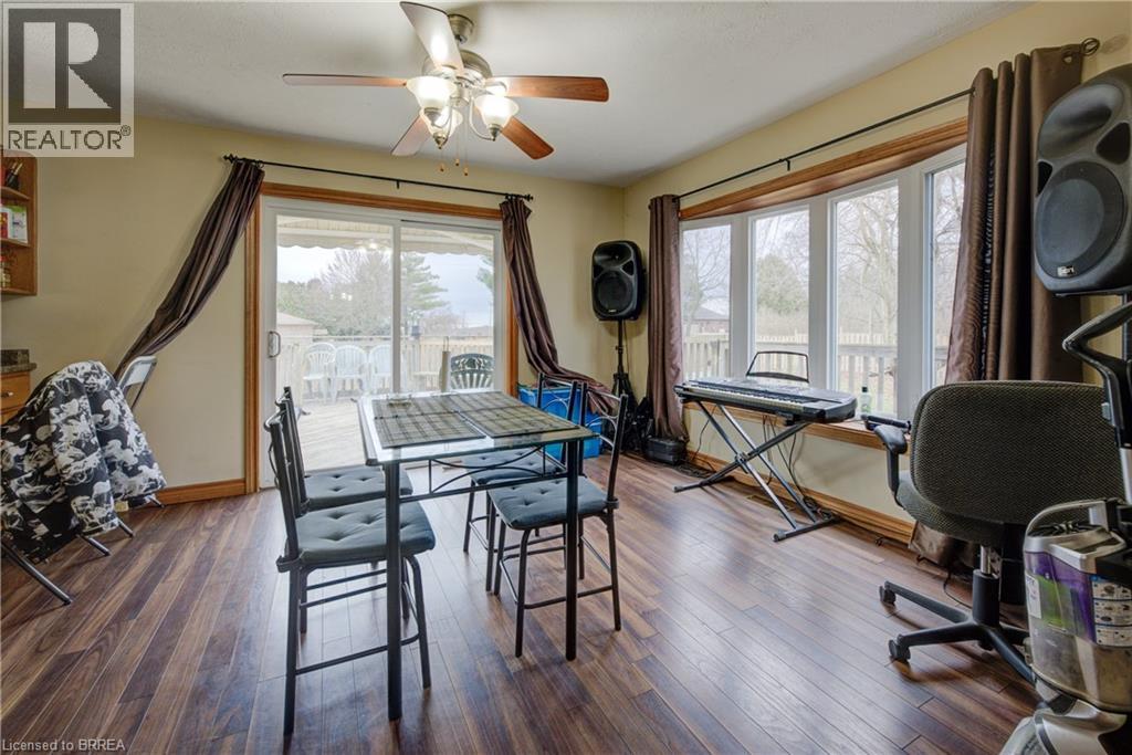 5-bedroom home for sale at 681 CONC 14 TOWNSEND Road, Simcoe ON · photo 5 of 49