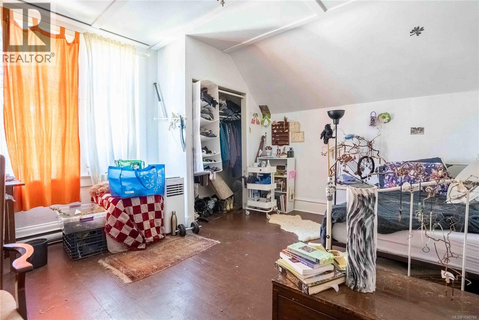 2329 Dowler Pl - 19