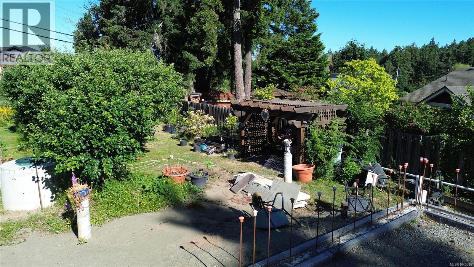 1591 Cowichan Bay Rd - 21