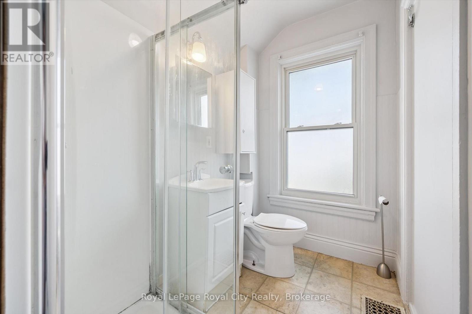 178 YORK ROAD - 30