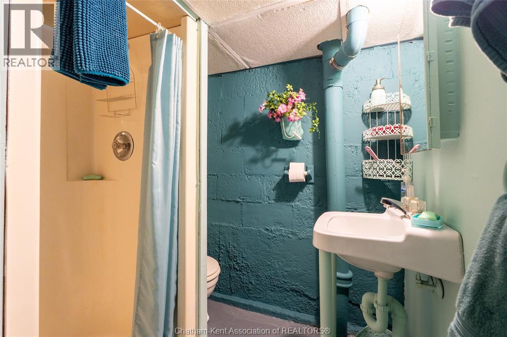108 Forest STREET - 31