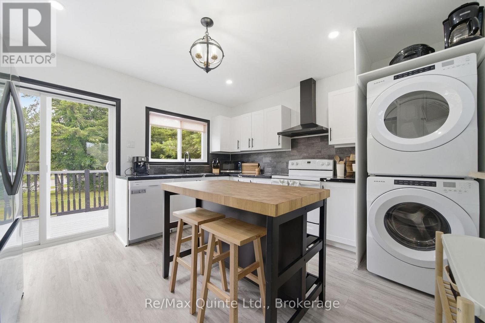 261 SIDNEY STREET - 17