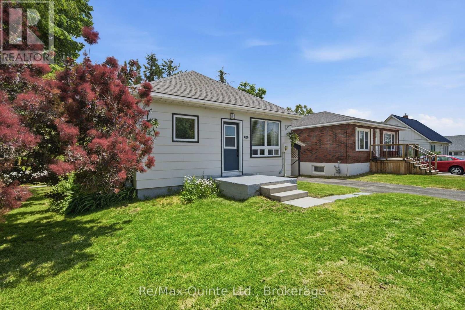 261 SIDNEY STREET - 3