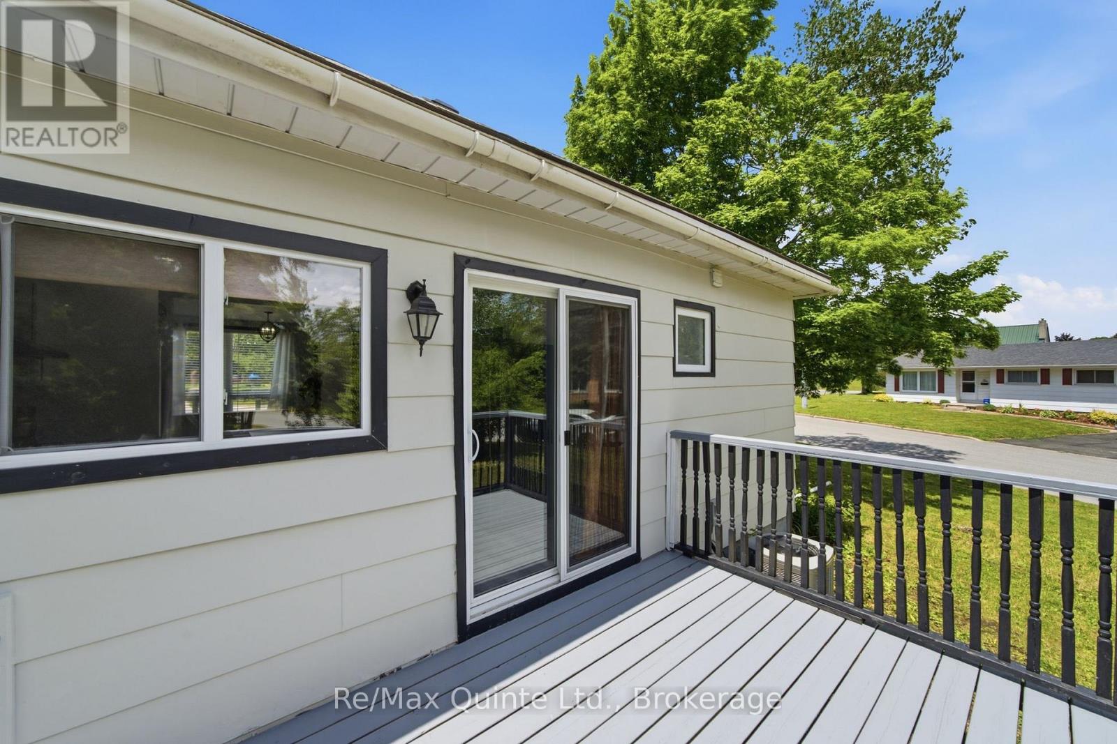 261 SIDNEY STREET - 37
