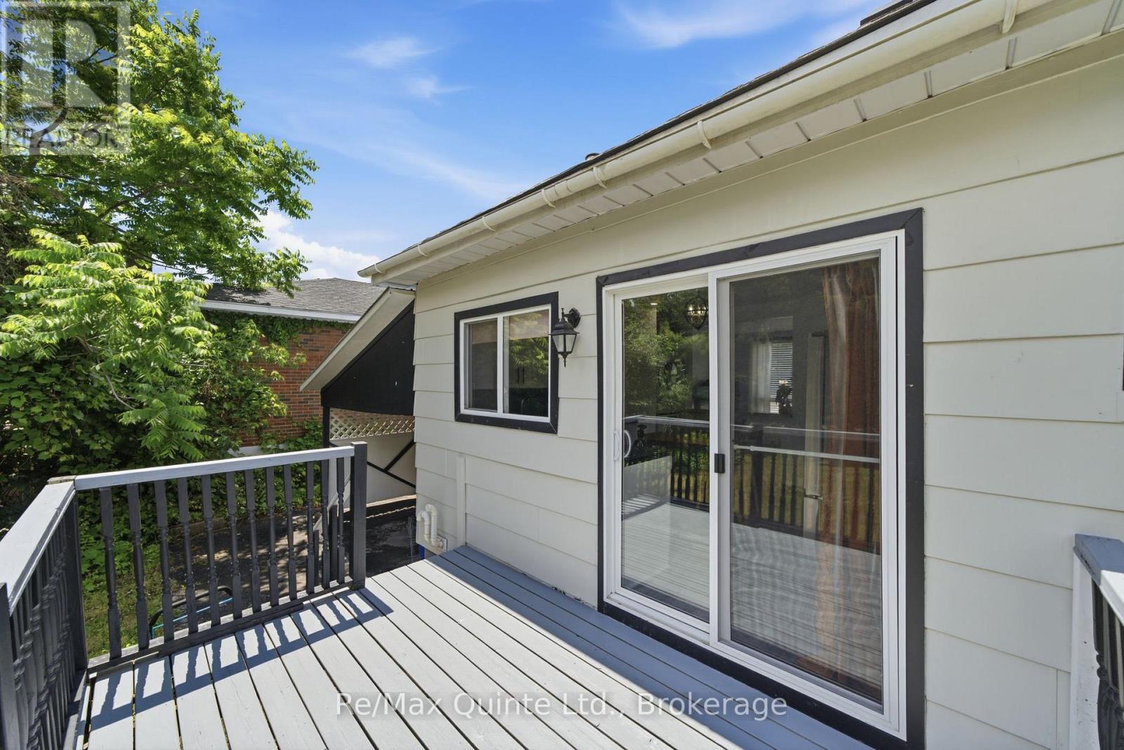 261 SIDNEY STREET - 38