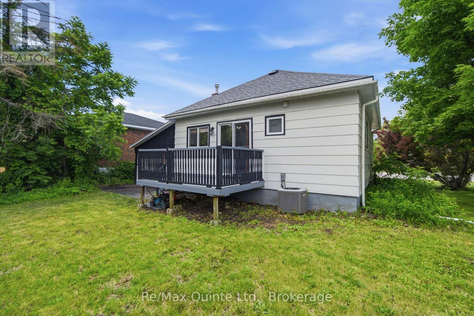 261 SIDNEY STREET - 42
