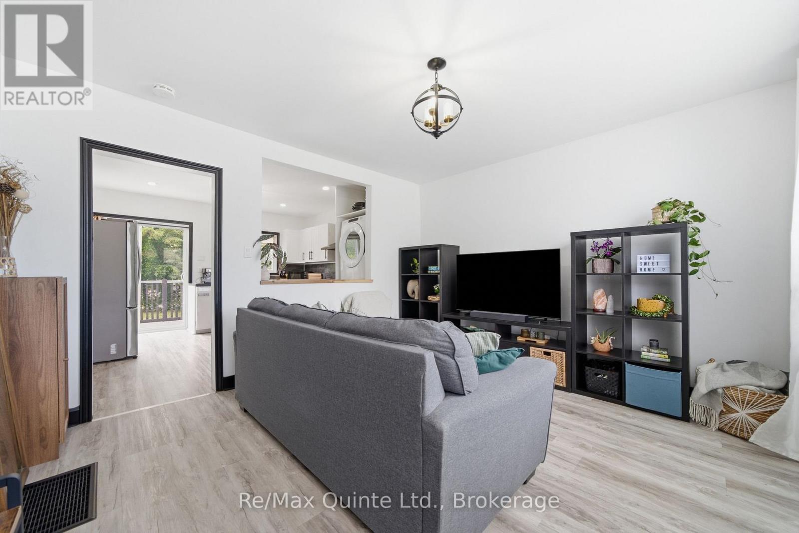 261 SIDNEY STREET - 6