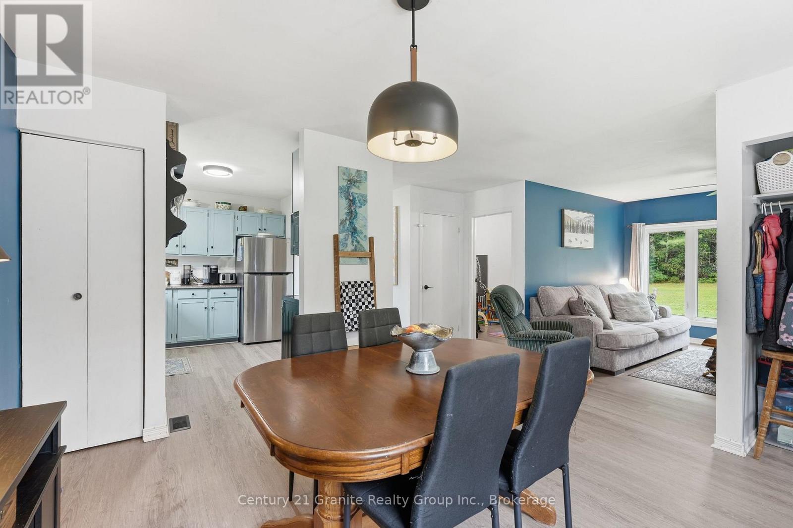 18 PINE RIDGE ROAD - 11