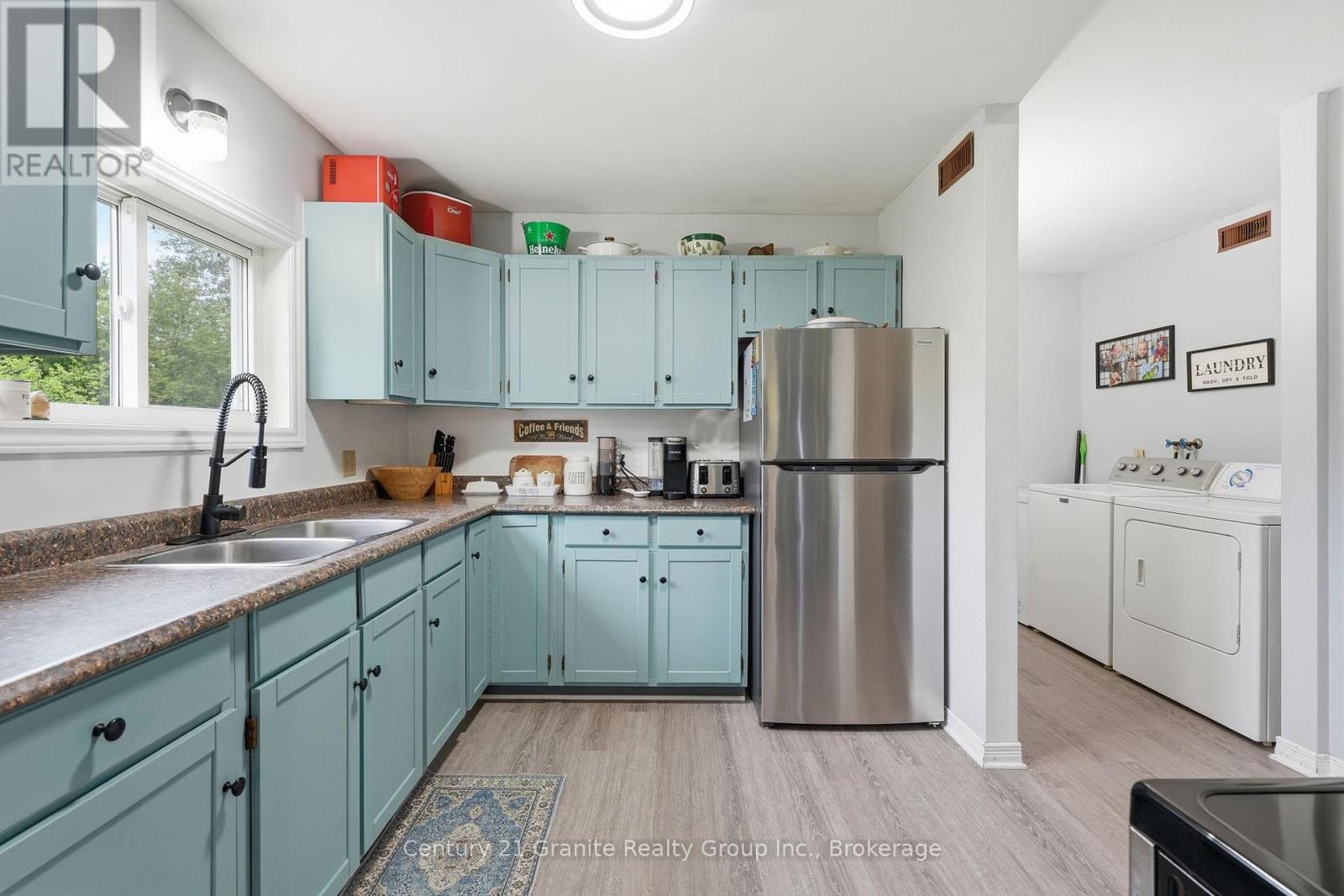 18 PINE RIDGE ROAD - 13