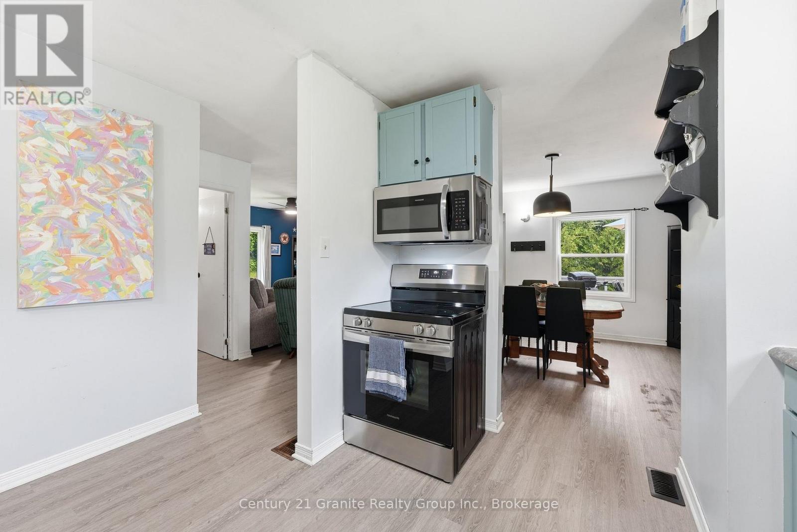 18 PINE RIDGE ROAD - 15