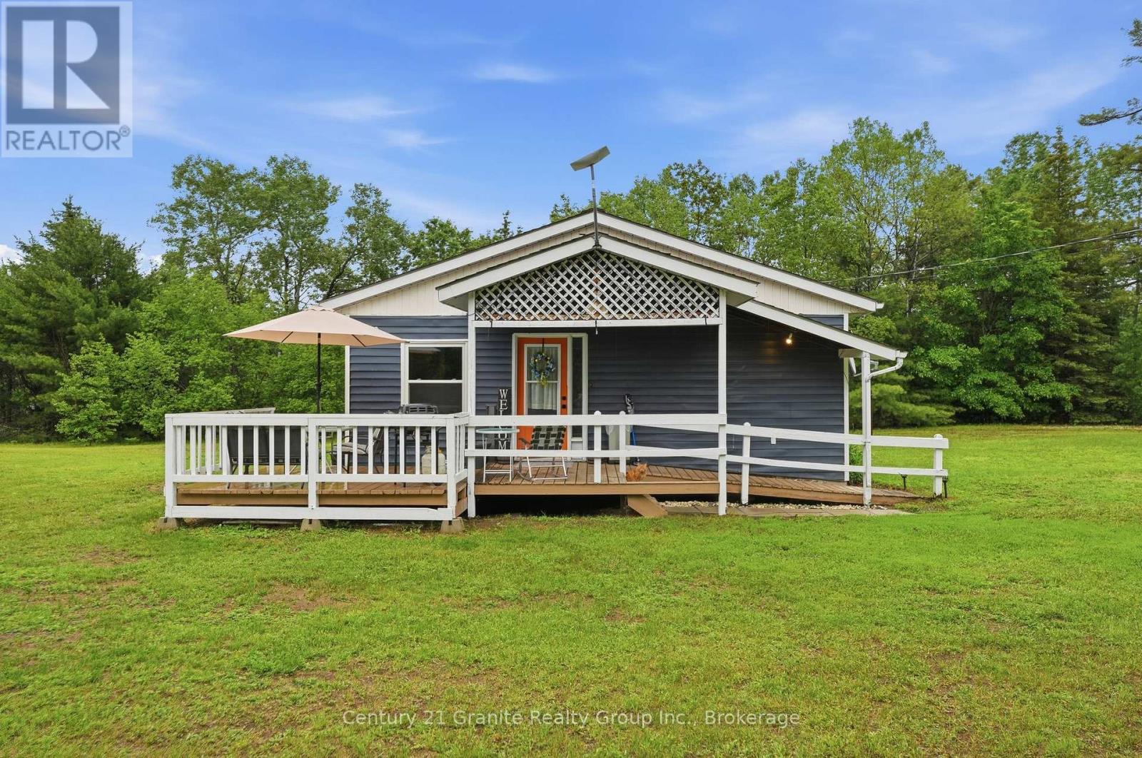 18 PINE RIDGE ROAD - 2