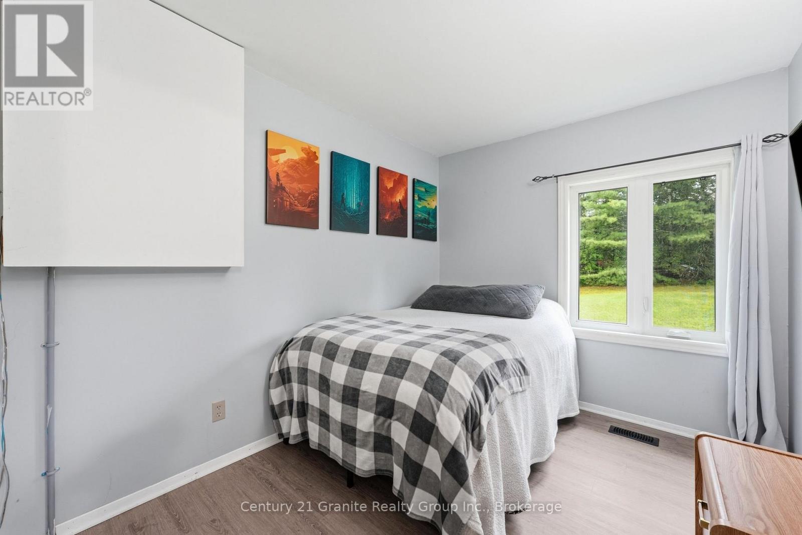 18 PINE RIDGE ROAD - 23