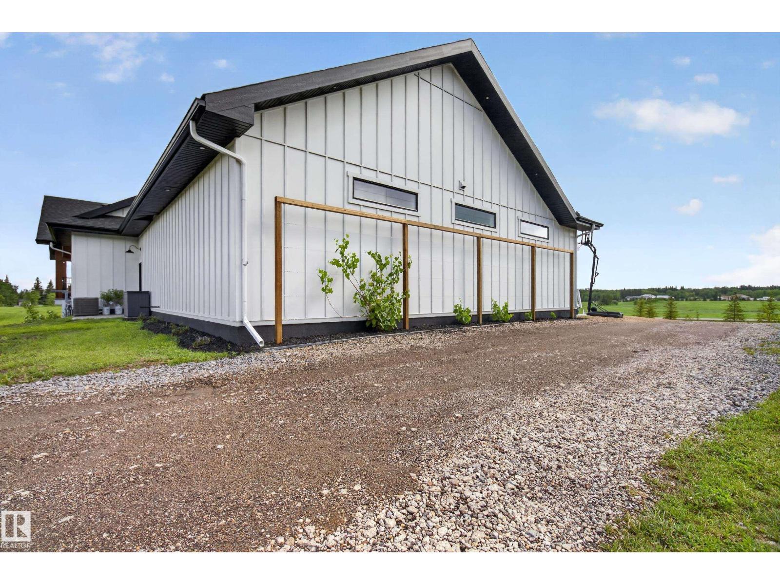 #155 22111 TWP ROAD 510 - 5