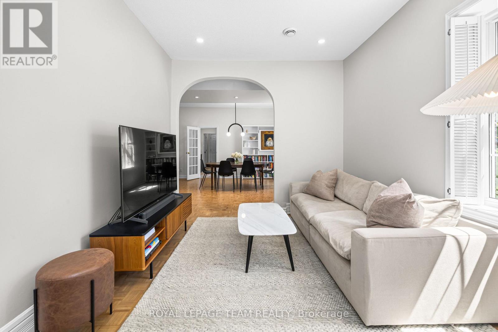 2 Bed, 2 Bath House for Sale in Ottawa – 14 CRICHTON STREET, Ottawa – MLS# X13467580 - Image 7
