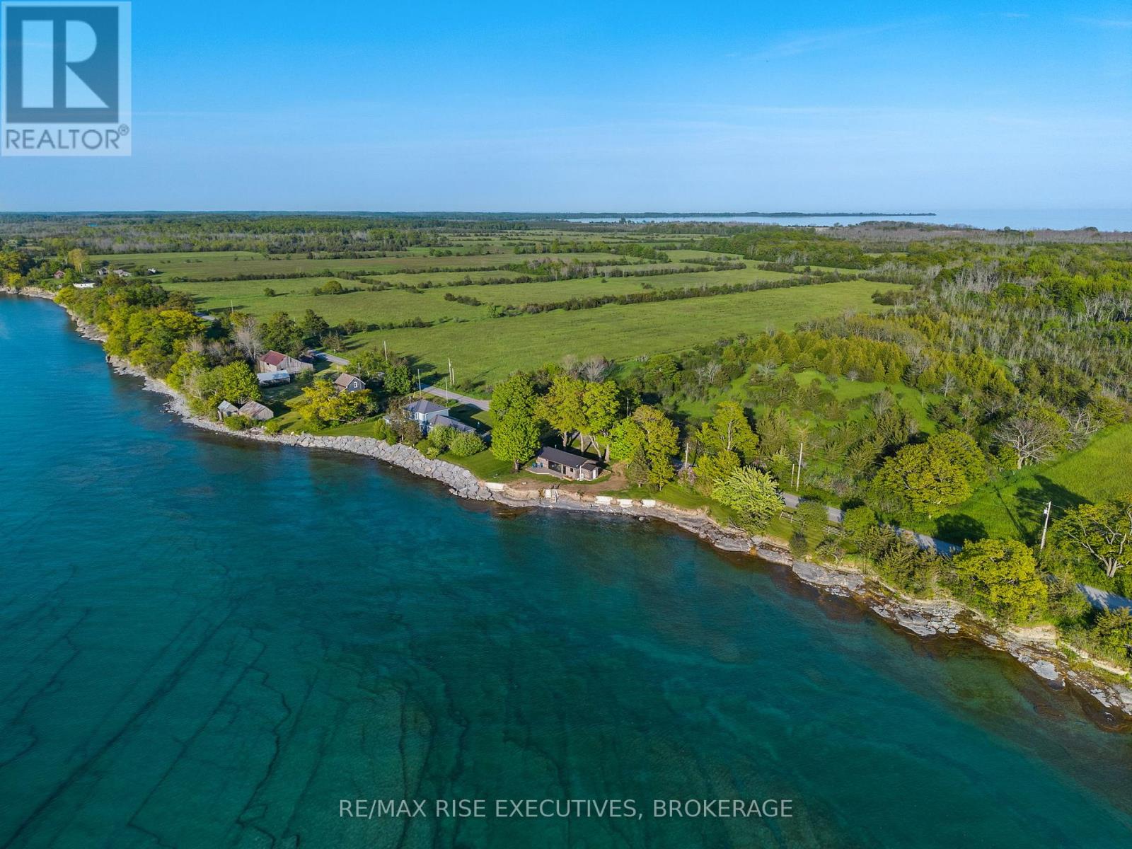682 SALMON POINT ROAD - 17