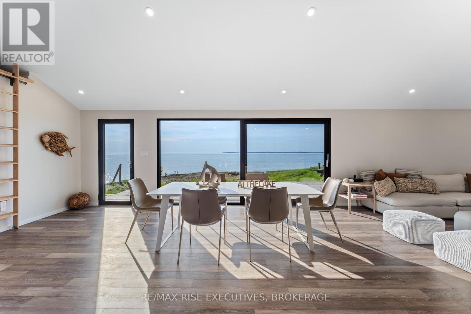 682 SALMON POINT ROAD - 5