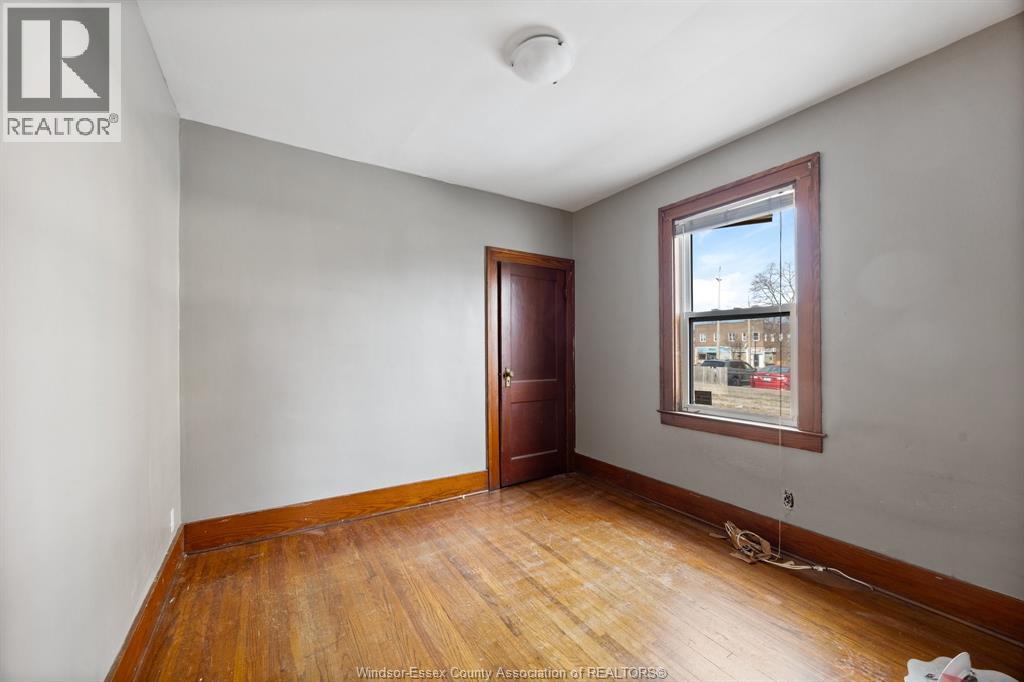 636 PARTINGTON AVENUE - 10