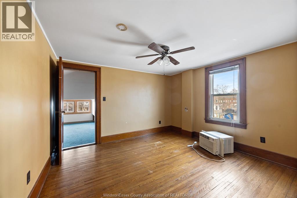 636 PARTINGTON AVENUE - 13