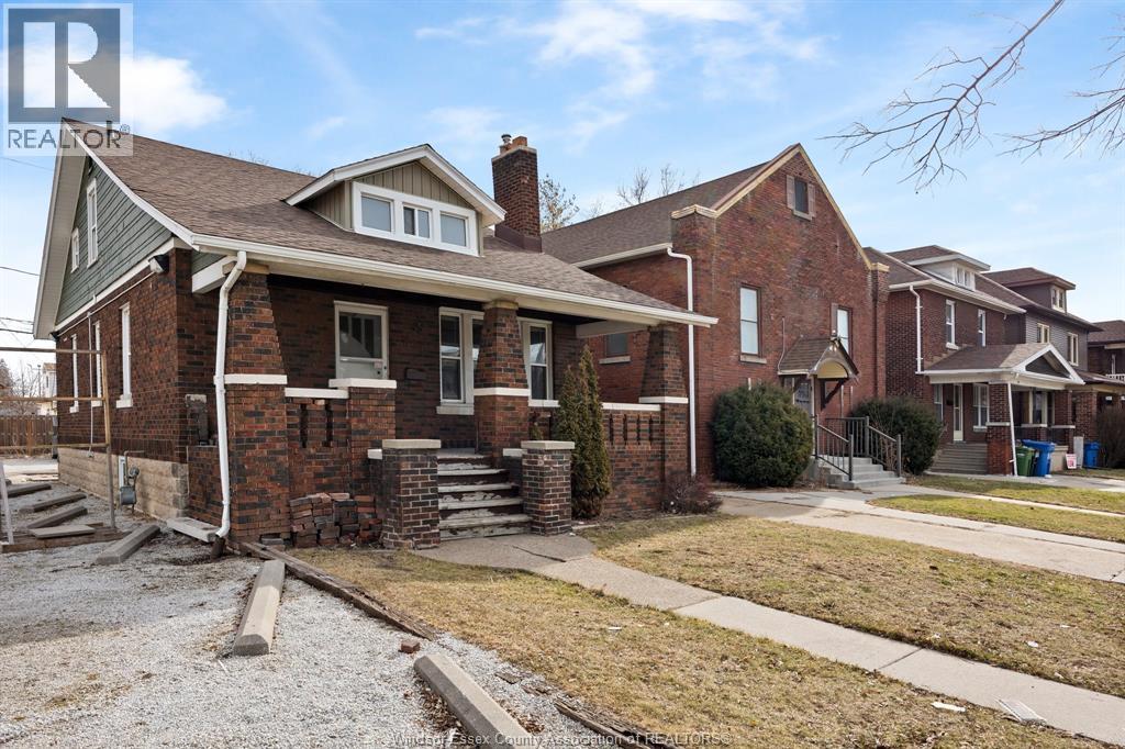 636 PARTINGTON AVENUE - 2