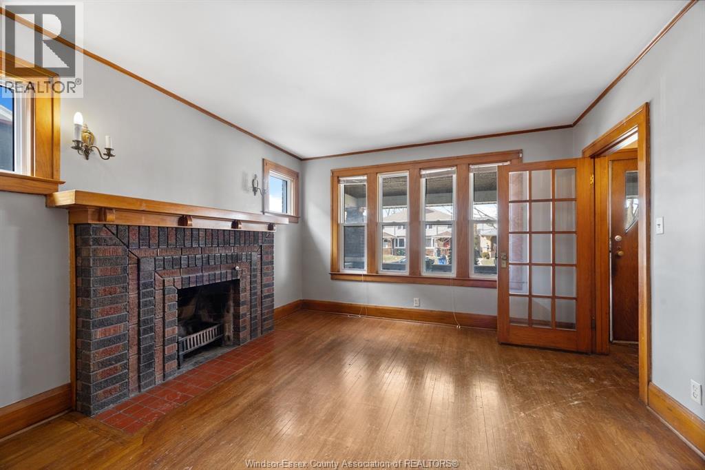 636 PARTINGTON AVENUE - 4