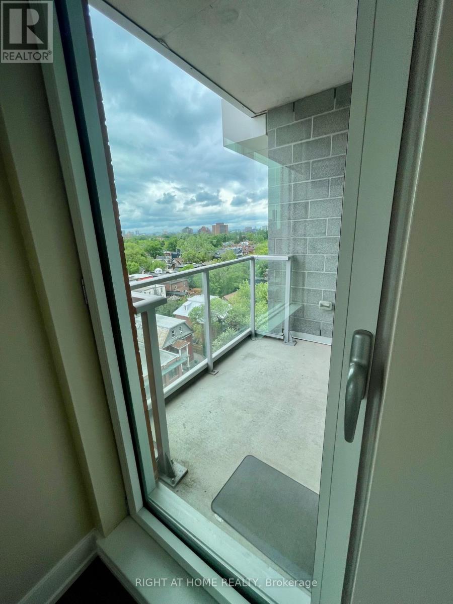 1 Bed, 1 Bath Apartment for Sale in Ottawa – 708 – 118 HOLMWOOD AVENUE, Ottawa – MLS# X13465728 - Image 14