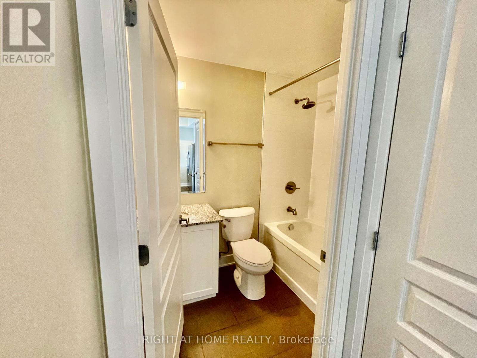 1 Bed, 1 Bath Apartment for Sale in Ottawa – 708 – 118 HOLMWOOD AVENUE, Ottawa – MLS# X13465728 - Image 12