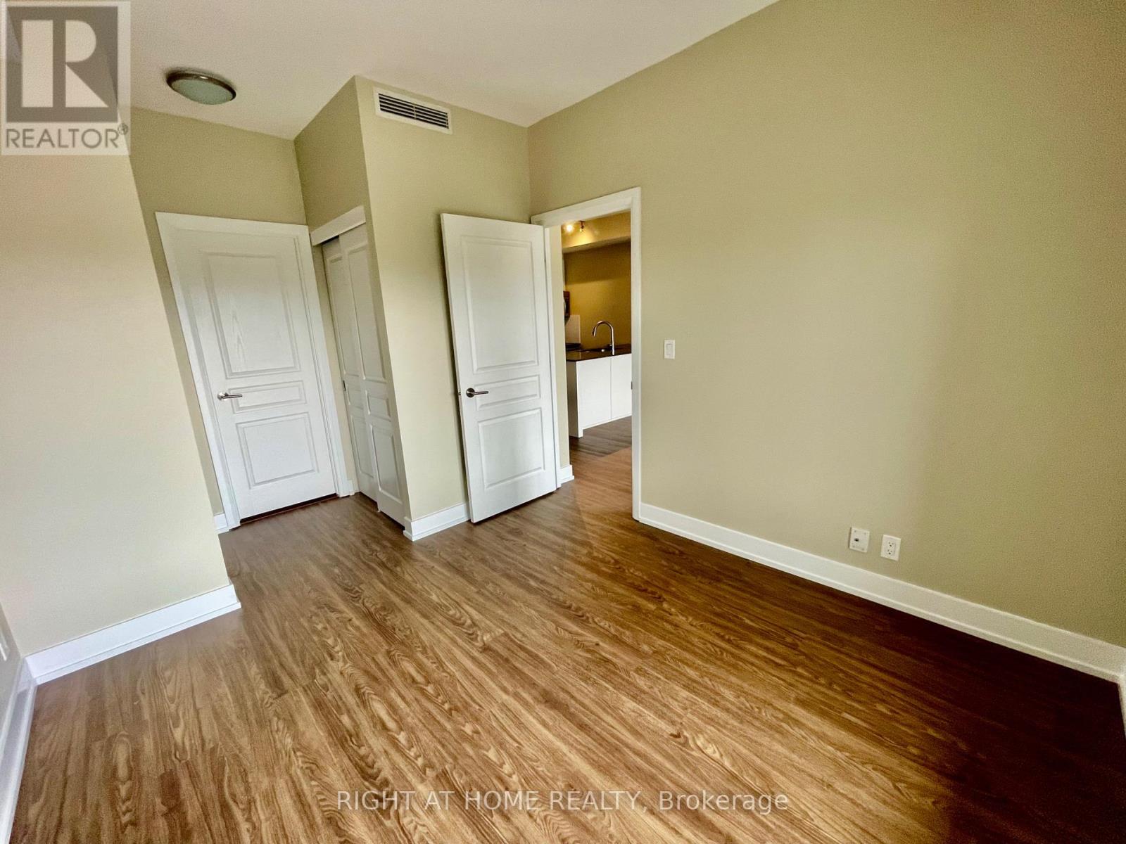 1 Bed, 1 Bath Apartment for Sale in Ottawa – 708 – 118 HOLMWOOD AVENUE, Ottawa – MLS# X13465728 - Image 10