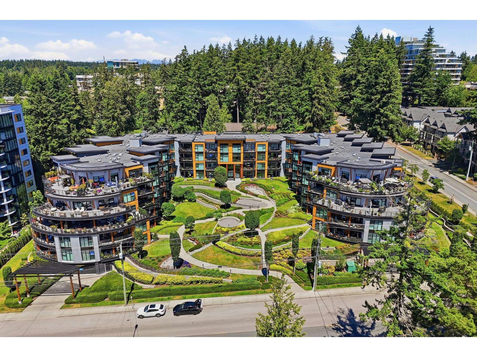 418 14855 THRIFT AVENUE, White Rock