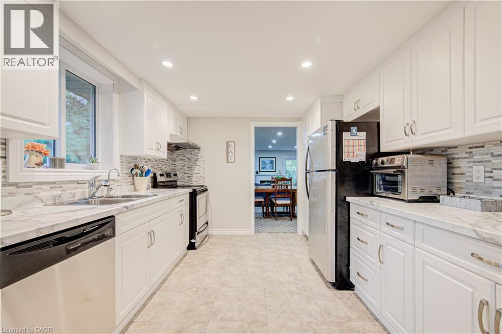 #1 71 BEASLEY Crescent - 21