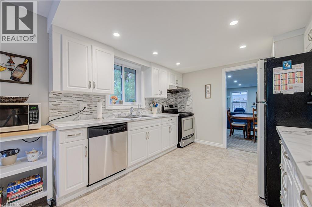 #1 71 BEASLEY Crescent - 23