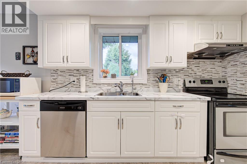 #1 71 BEASLEY Crescent - 26