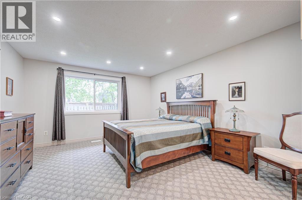 #1 71 BEASLEY Crescent - 30