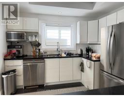 Upper - 135 Bonham Boulevard, Mississauga, ON L5M1C8 Photo 14