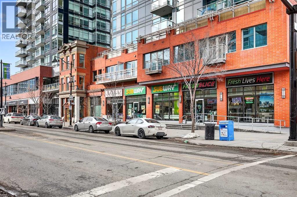 #302 215 13 Avenue SW - 33