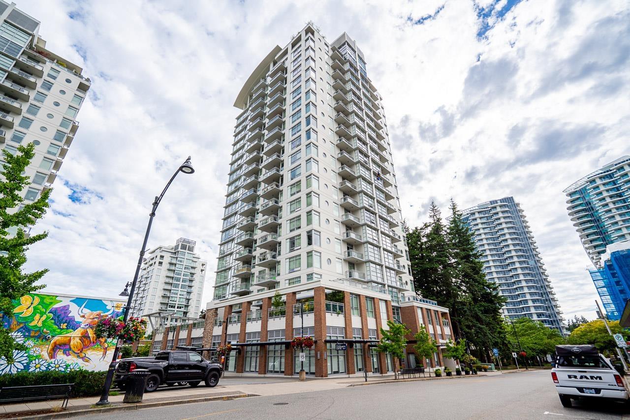 203 15152 RUSSELL AVENUE, White Rock