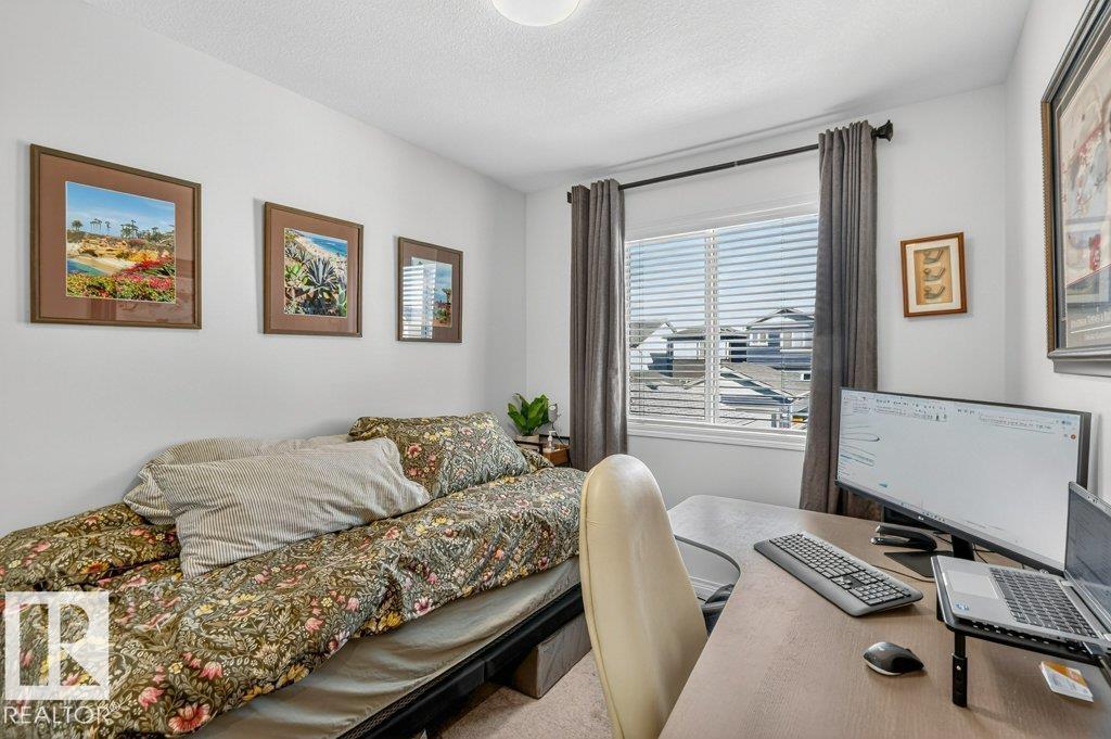 3708 42 AV — photo 23