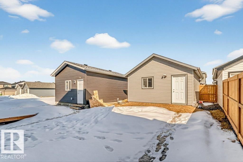 3708 42 AV — photo 31