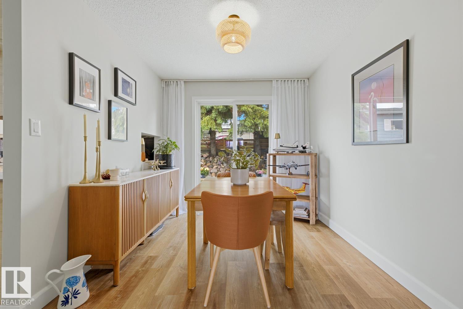 3504 102 AV NW - 11