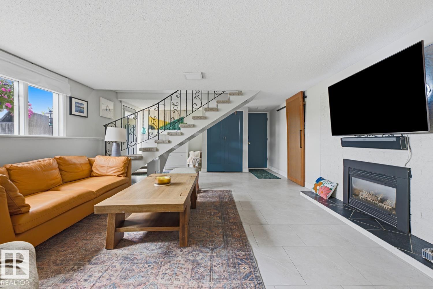3504 102 AV NW - 33