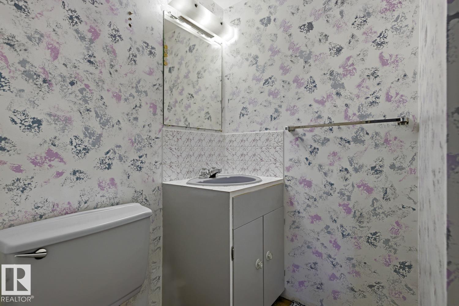 3504 102 AV NW - 38
