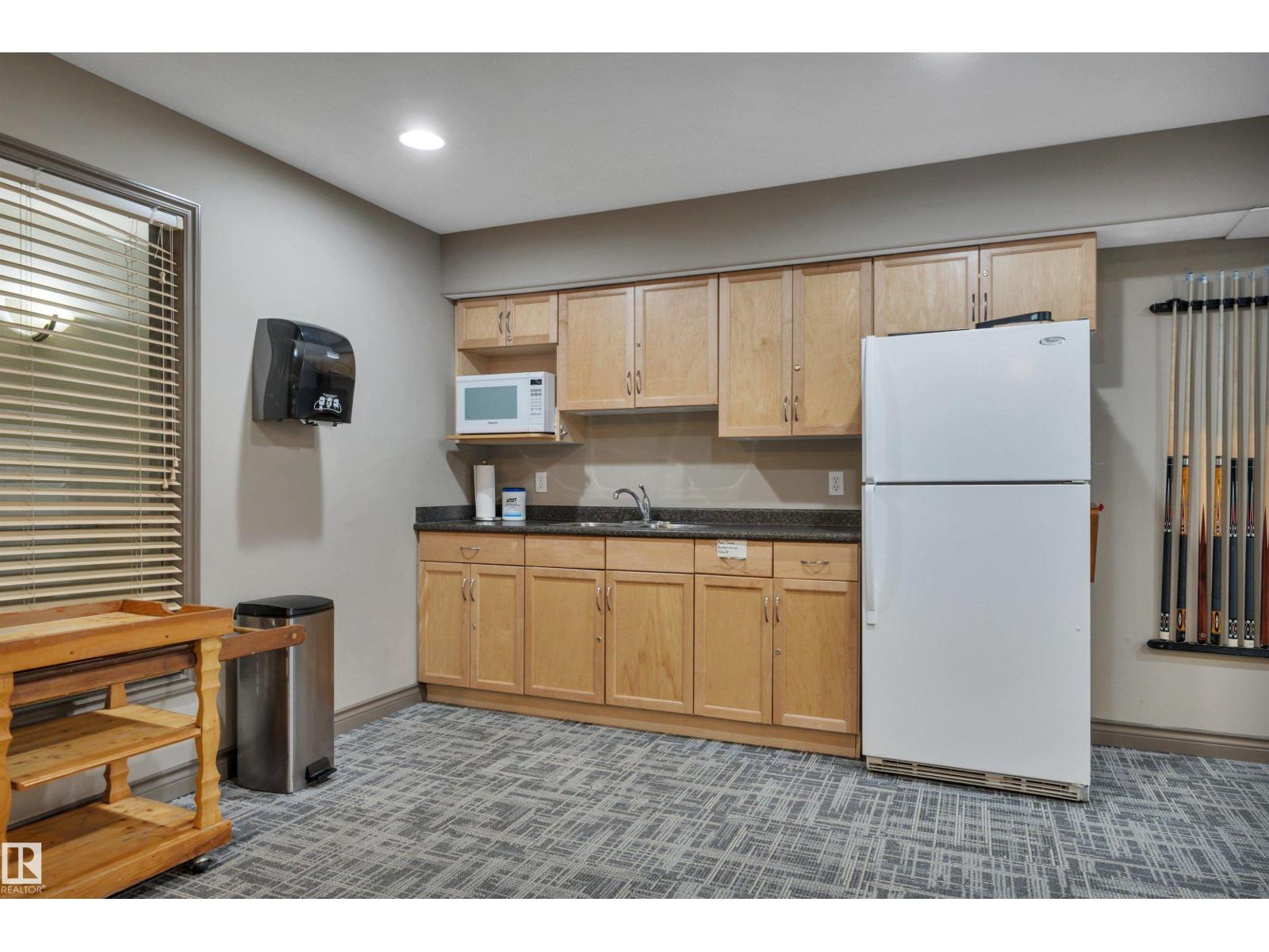 #103 279 SUDER GREENS DR NW - 26