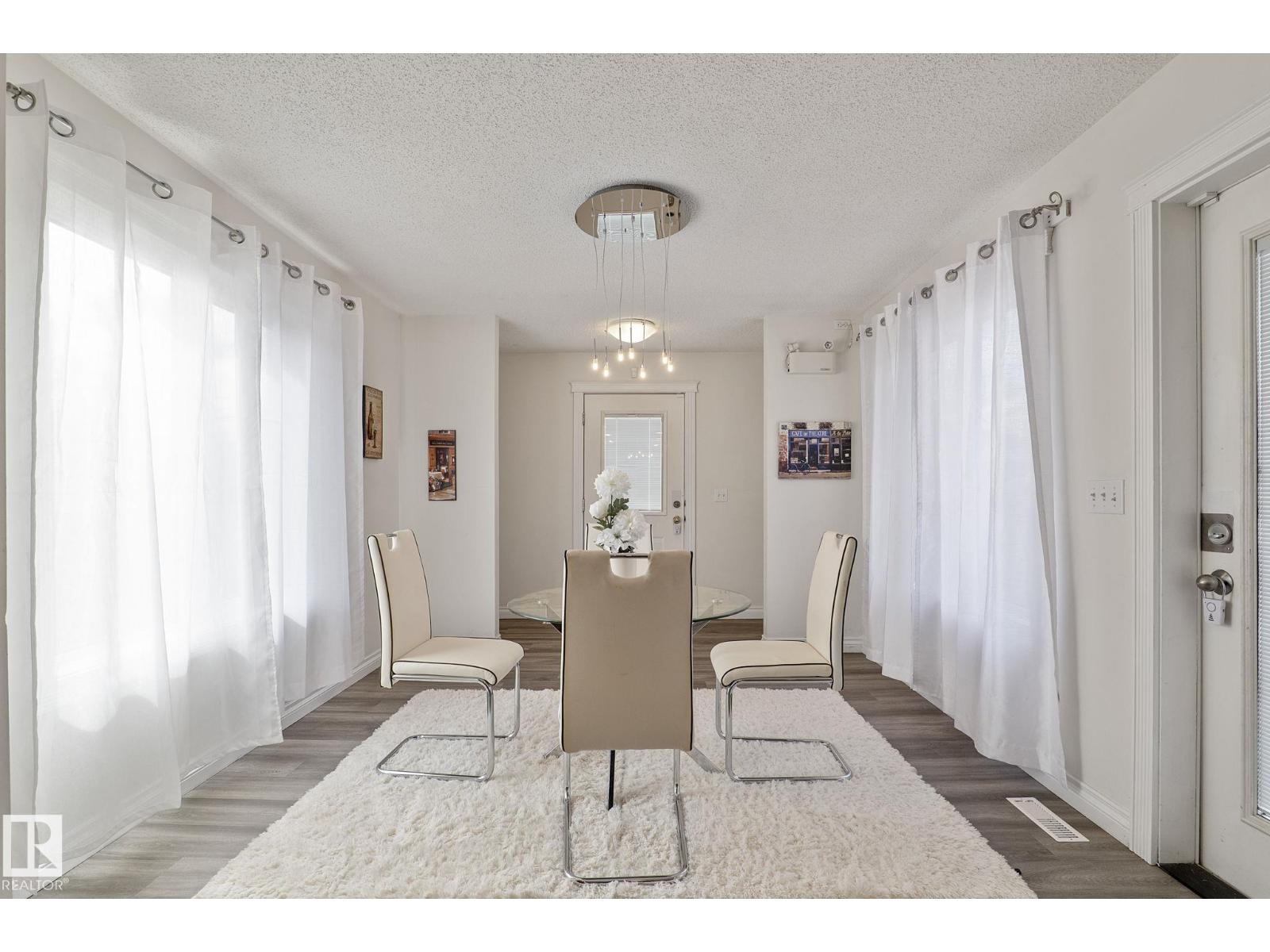 11918 68 ST NW - 11