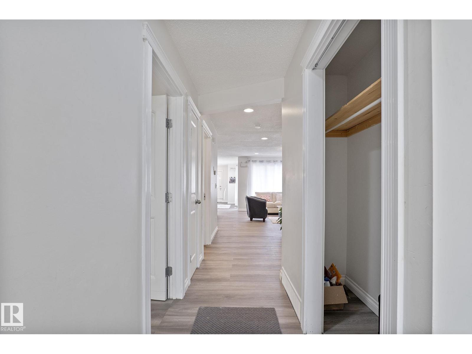 11918 68 ST NW - 13