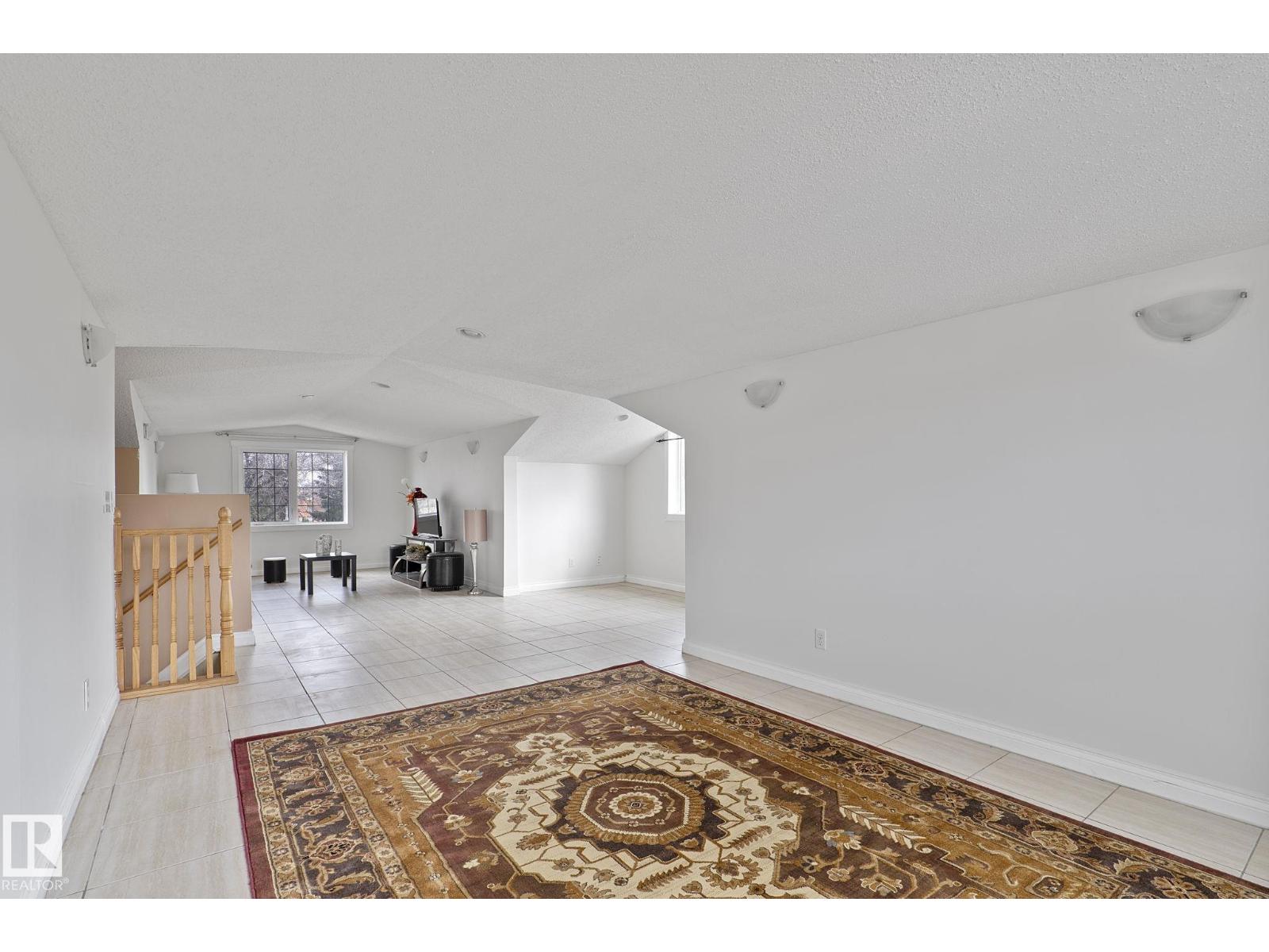 11918 68 ST NW - 36