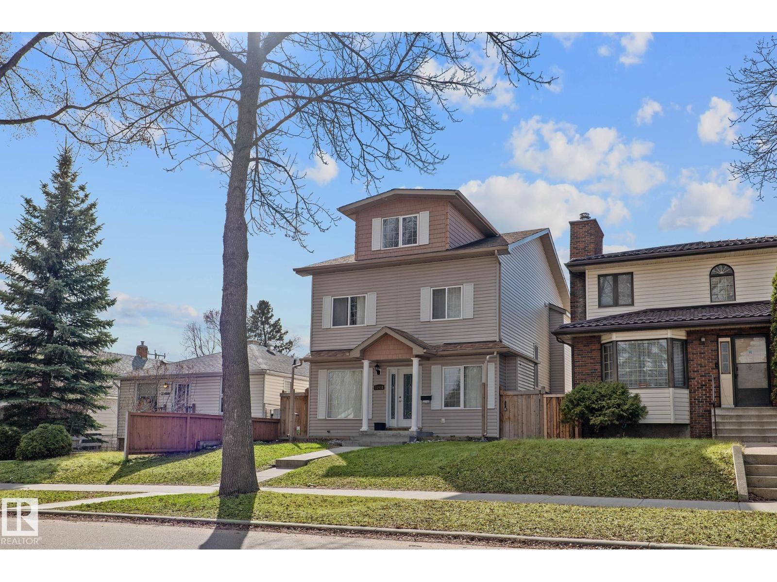 11918 68 ST NW - 4
