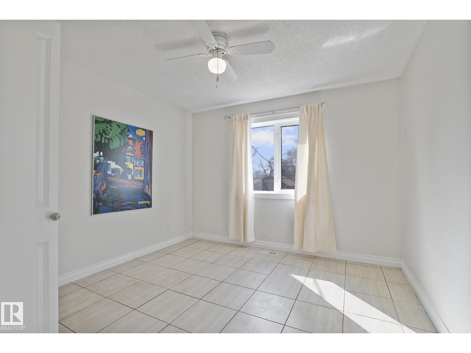11918 68 ST NW - 45